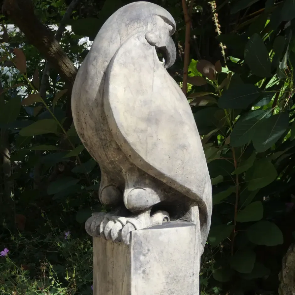 Statues & Sculptures Eagles|Modern^Eagle on Plain Pedestal Modern Stone Garden Statue