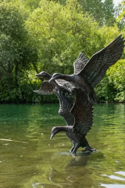 Statues & Sculptures Ducks^Flying Ducks 82cm Bronze Metal Garden Statue