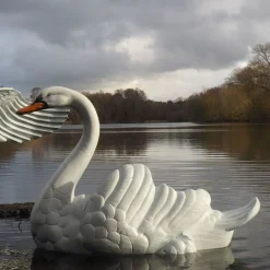 Statues & Sculptures Swans^Grand Pair of Swans Antique White Metal Garden Statues