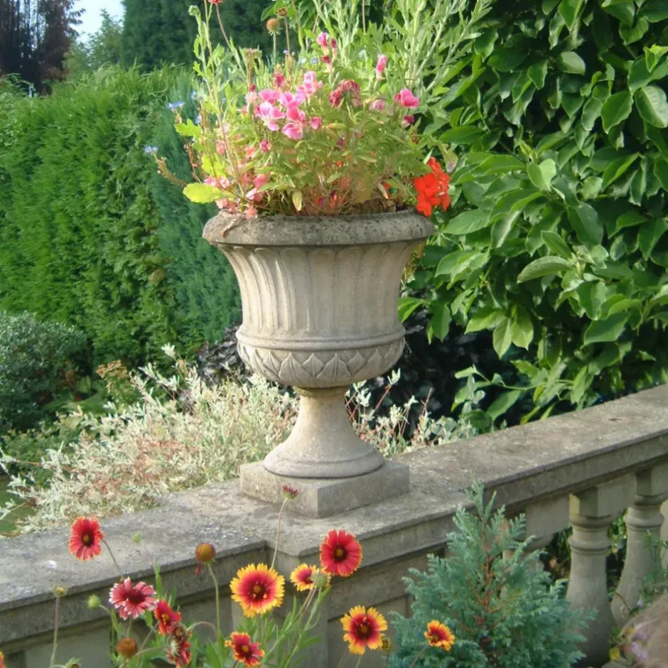 Statues & Sculptures Large|Round^Kensington Urn Stone Garden Planter
